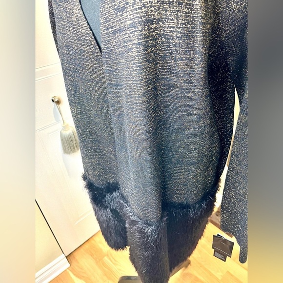 🆕Alfani Prima  Luxe metallic gold/black knit w/faux fur btm panel cardigan ✨ - Picture 10 of 13
